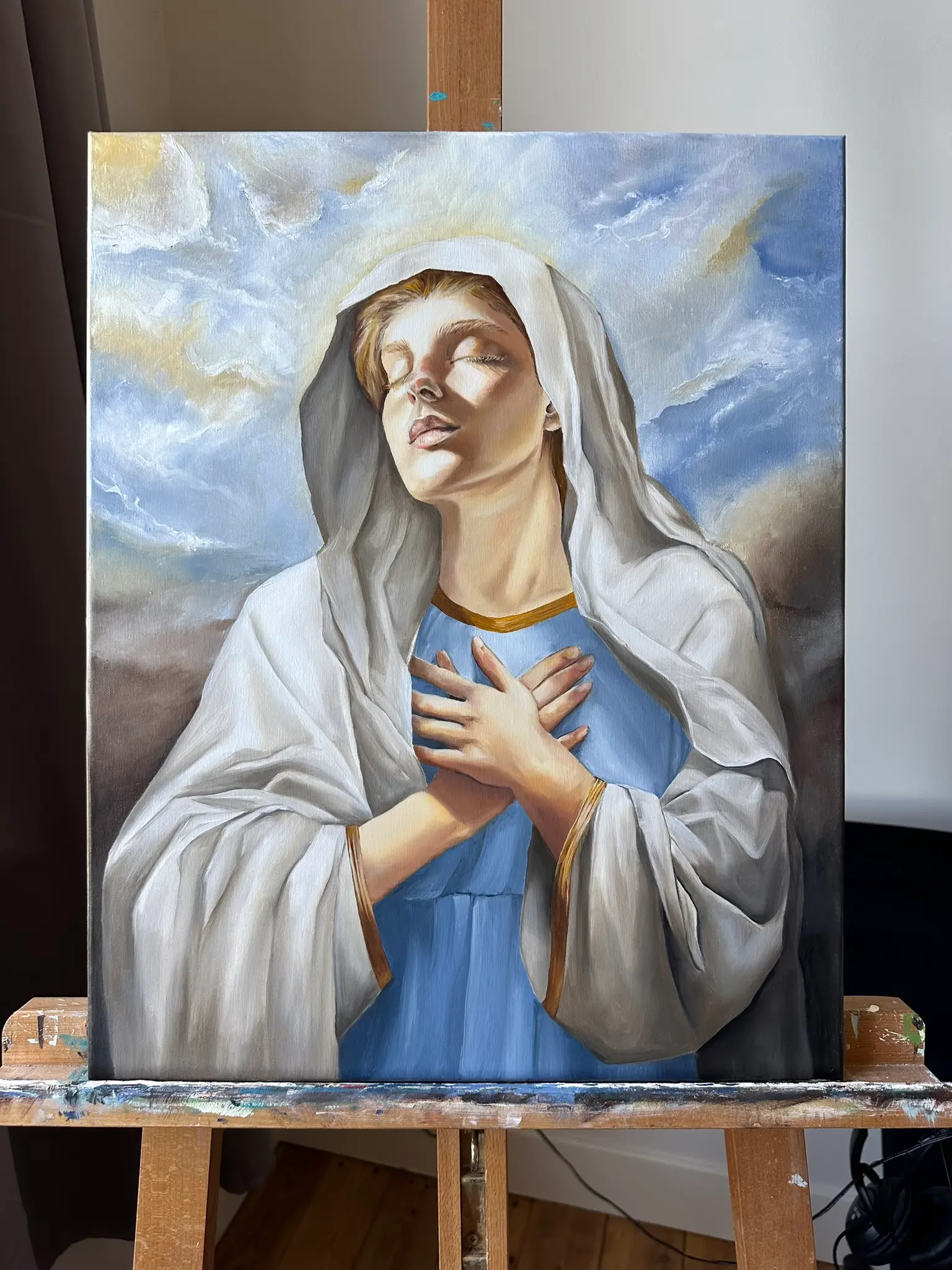 Mater Dei Orans vue 3